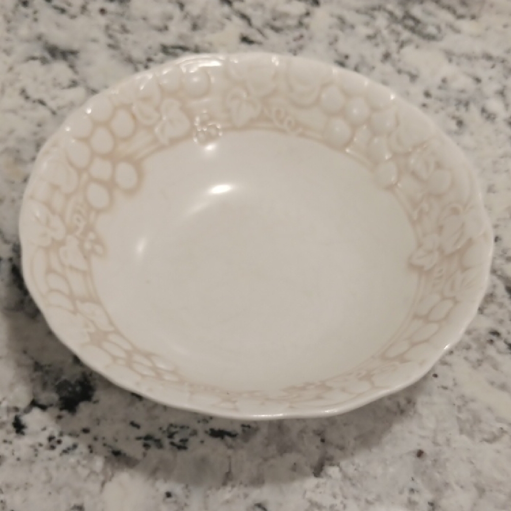 Vintage Metlox Vegetable Bowl
